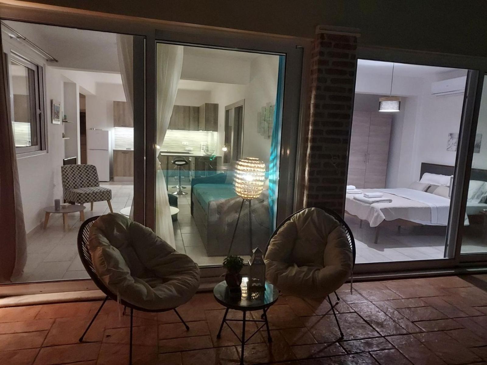 Luxury Arartments Tzemi Villa ปอร์โตเฮลี ภายนอก รูปภาพ